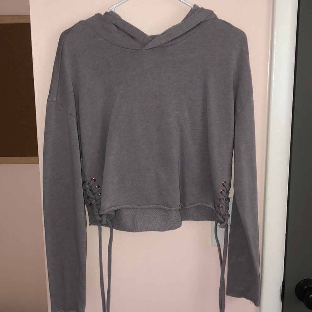 Cropped hoodie